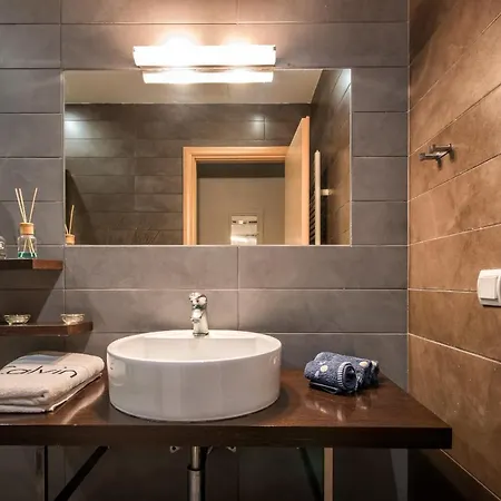 Muthee Luxurious Private * Laganas