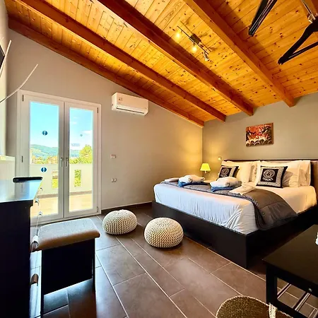 Villa Muthee Luxurious Private Laganas